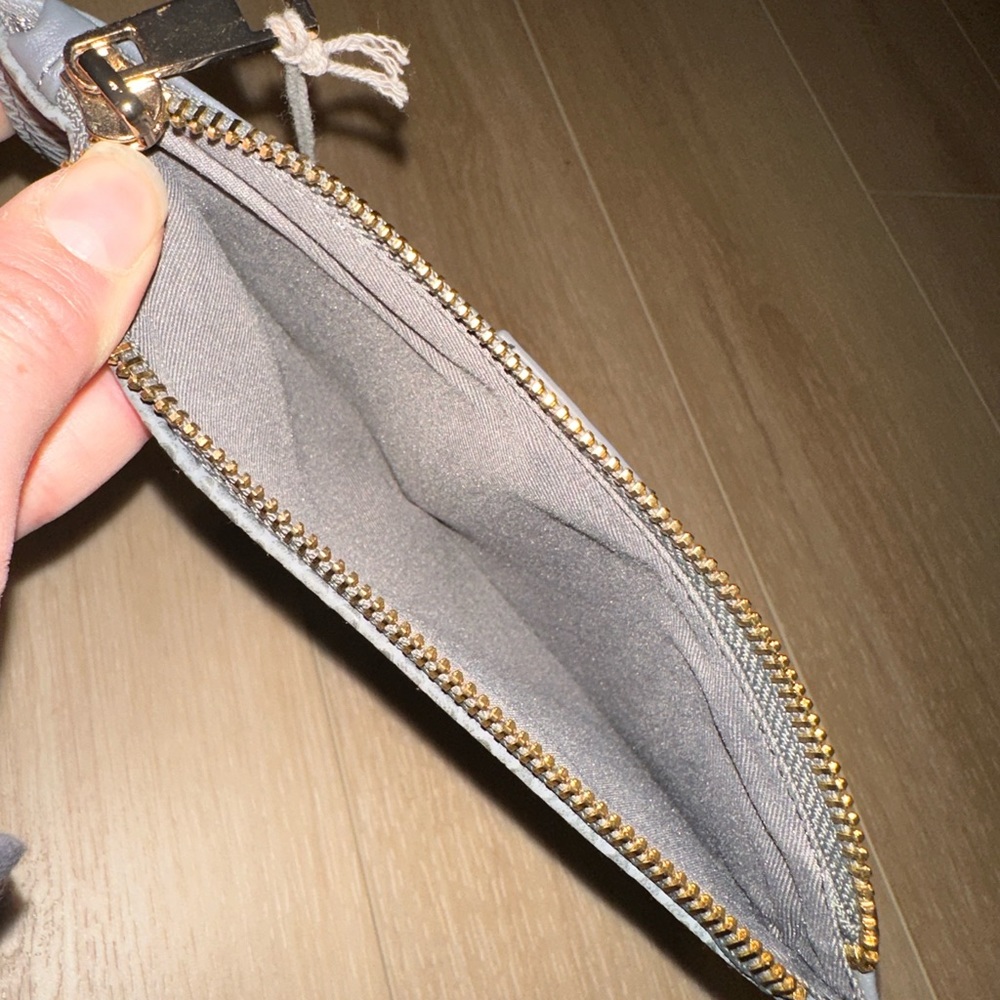 Wallet - Picture 2 of 6